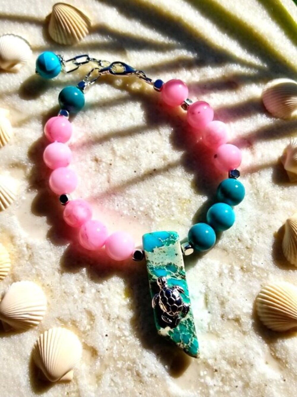 Vacation Ready! Beachy Sea Turtle Adjustable Bracelet - Colorful Jasper & Agate